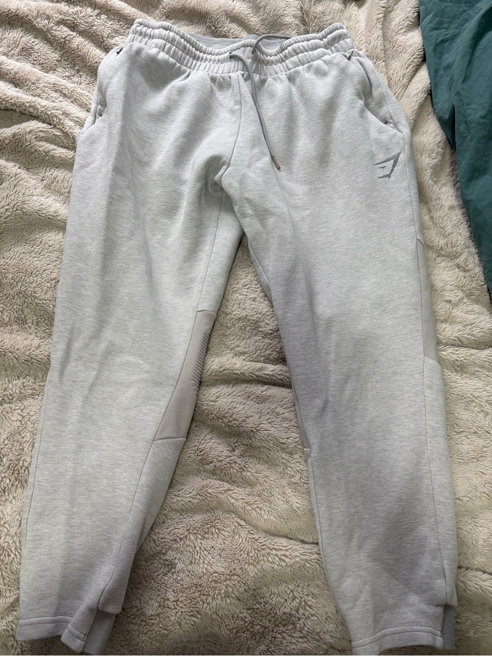 Men’s  gymshark - Light Gray Jogger Sweatpants - Athletic Casual Bottoms